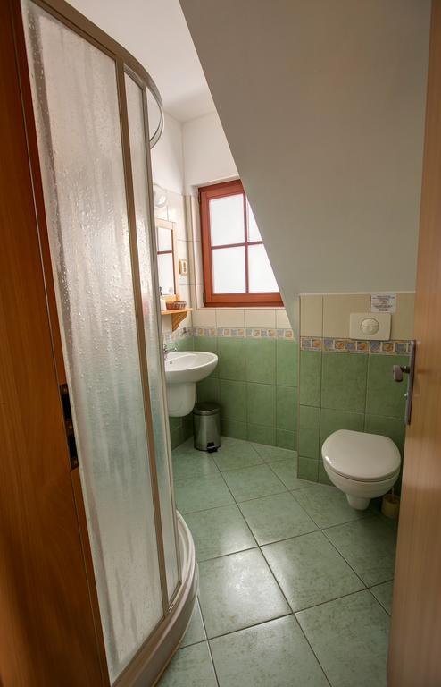 Hotel Koliba Greta Liptovská Sielnica Oda fotoğraf